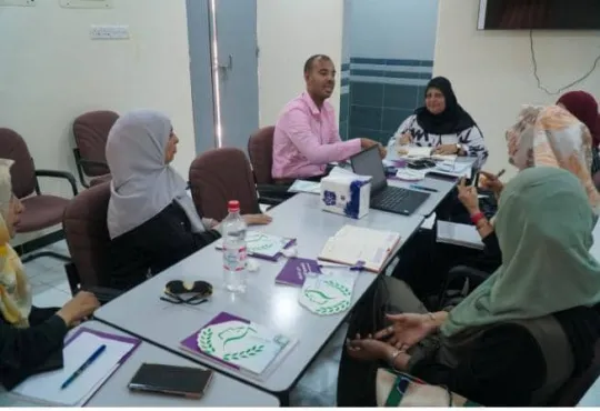 لقاءاعضاء فريق عمل محافظة عدن لمناقشة حملة مناصرة النساء